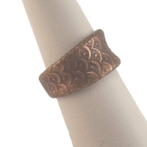 Vintage Copper Adjustable Floral Engraved Ring - Picture 3 of 10